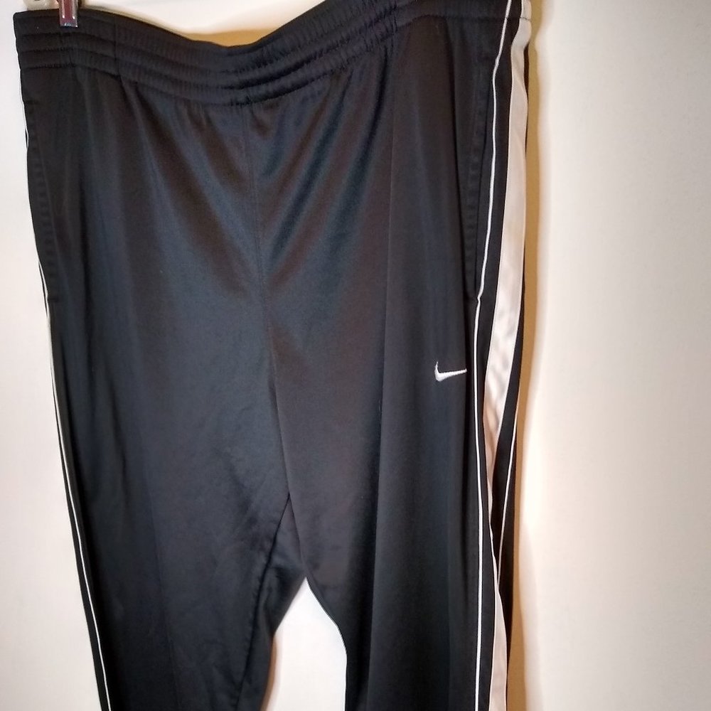 Nike Black Basketball Men's Pant. Size Large